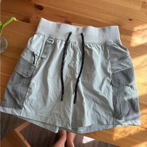 lululemon athletica Light Gray Men’s Hybrid Cargo Shorts